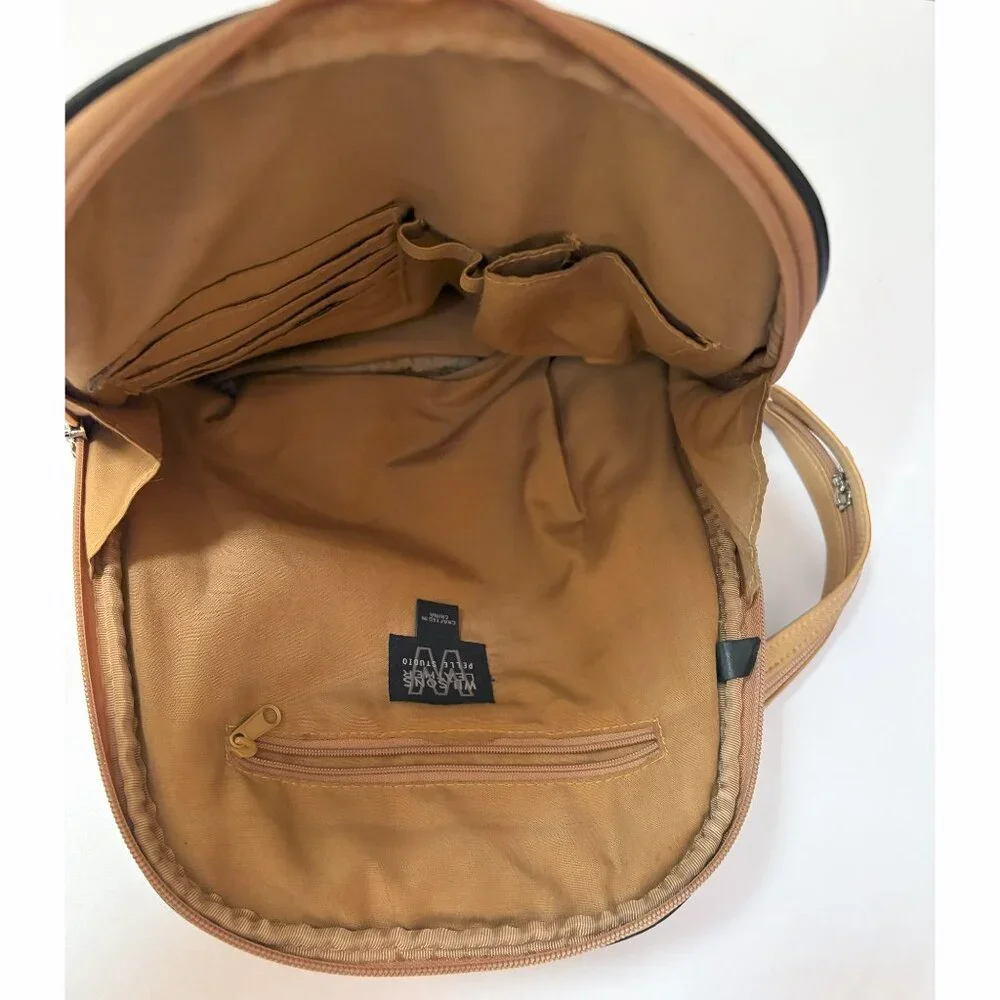 Pelle Studio Wolsons 1995 Vintage Soft Leather Backpack  Zipper Straps Beige